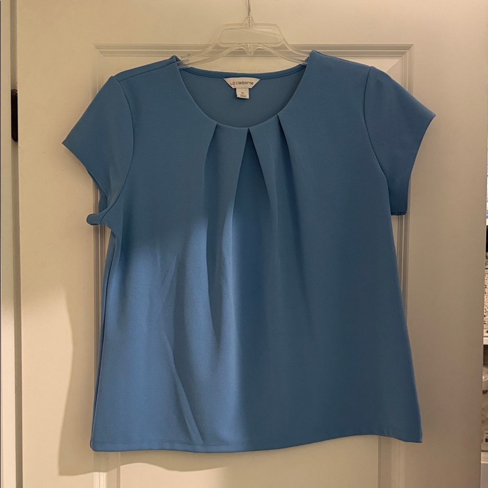Liz Claiborne Sky Blue Pleated Short Sleeve Blouse and black flowered blouse - Picture 7 of 9